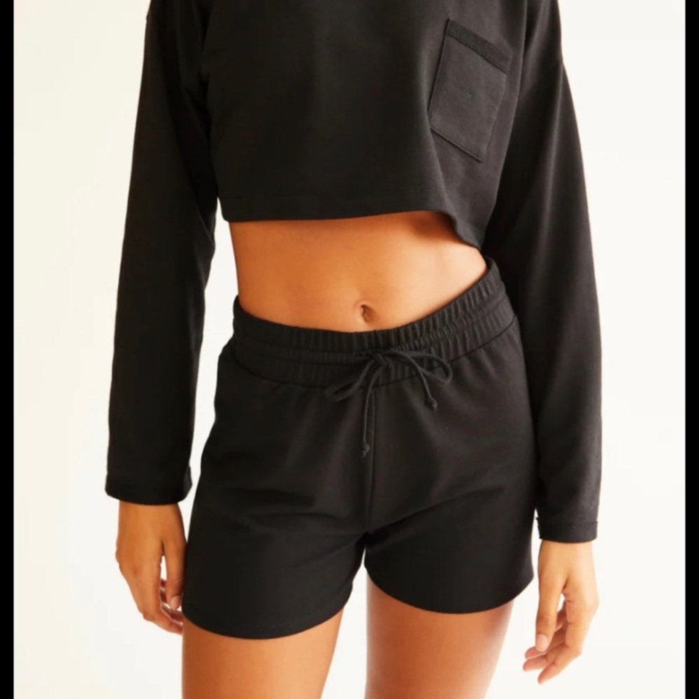 Free People Movement Set - Two-piece NWT - Picture 3 of 16